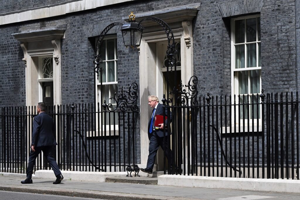 United Kingdom waiting for its new Prime Minister