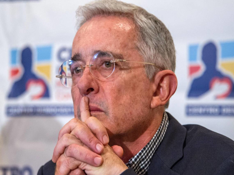 Uribe ordered to violate the sovereignty of Venezuela