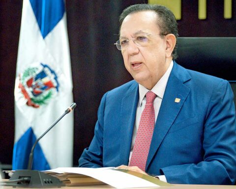 Valdez Albizu meets with Asonahores to evaluate the contribution of the tourism sector to the economic recovery of the DR