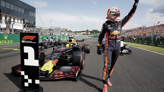 Verstappen starts from pole position at the Dutch GP