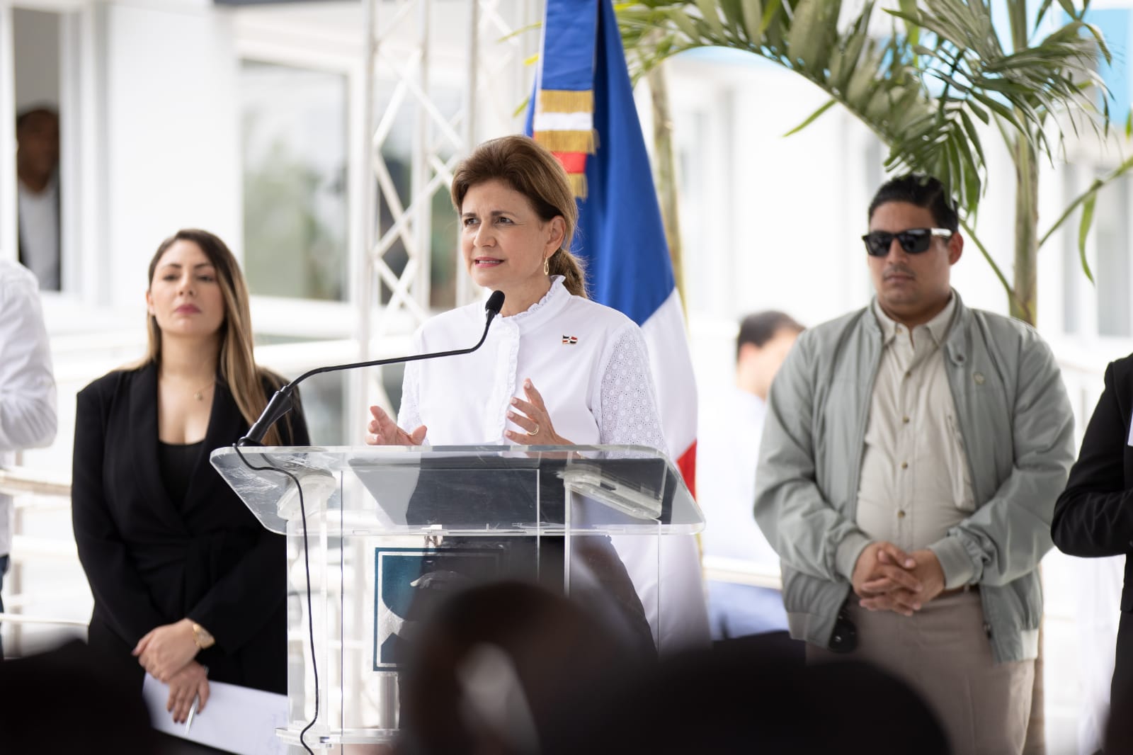 Vice-president delivers the renovation of the Teófilo Gautier Hospital in Barahona