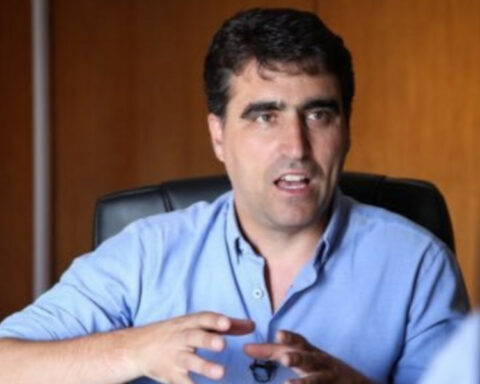 "We don't want zero kilos", but the government has to authorize "micro imports" from businesses