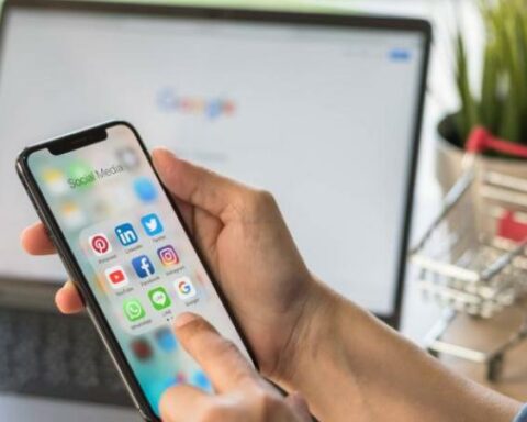 What content is the most sought after by Colombians on social networks?