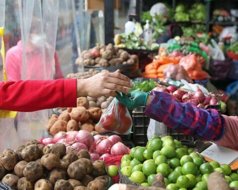 Who are the beneficiaries who can already collect the 2022 Food Bonus?