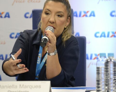 With Caixa Pra Elas, women hired more financial products