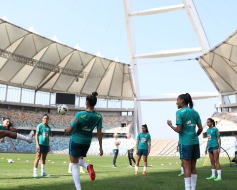 Women's team faces South Africa again in friendly