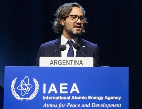 coffee: "We are facing a scenario that threatens our security and common well-being"