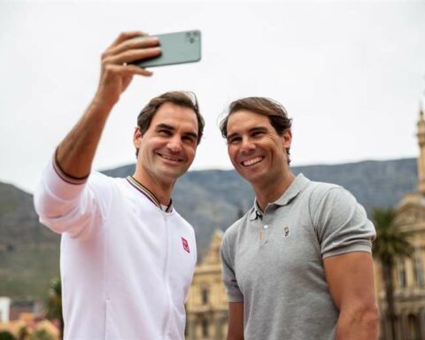 "It has been an honor and a privilege"Nadal says on Federer's withdrawal