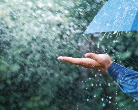 Estudios revelan que el agua de lluvia ya no es potable