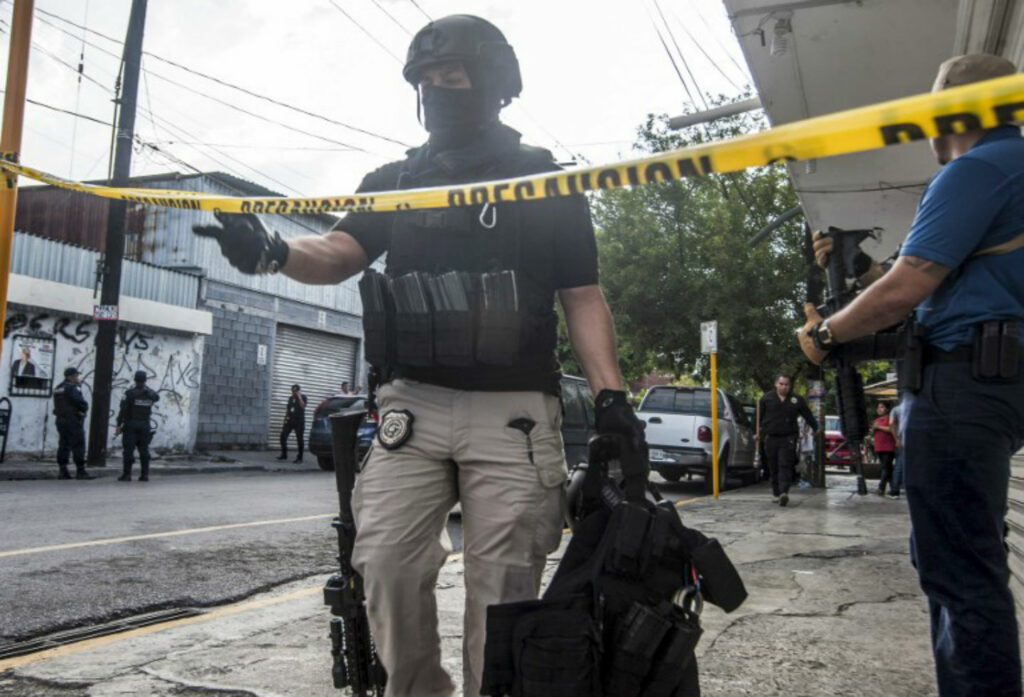 18 people killed in two armed attacks in Mexico