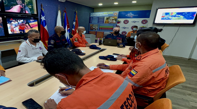 Activados protocolos de prevención de riesgos en resguardo de la población por onda tropical Nº 41