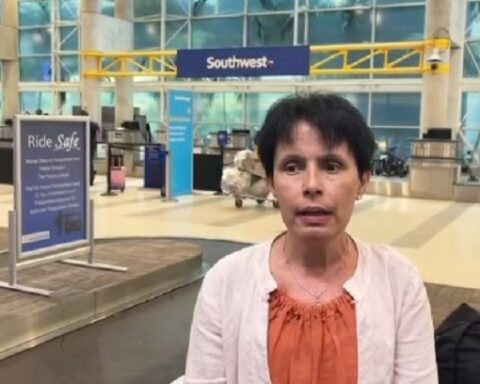 Omara Ruiz Urquiola, Cuba, aerolíena