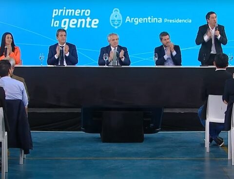 Albert Fernandez: "The true meaning of the neighborhood club is solidarity"