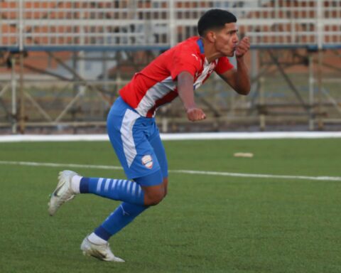 Allan Wlk put the peg