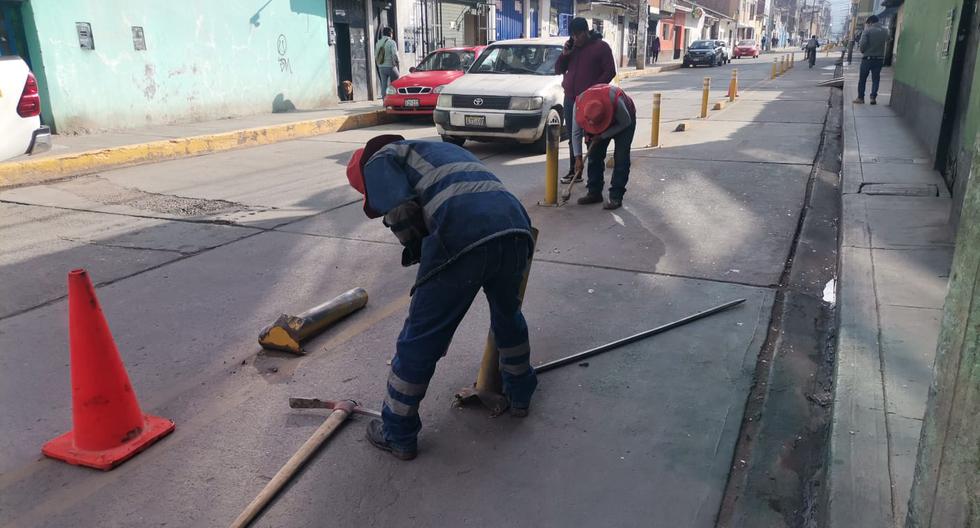 Almost a year after installation, today the removal of bike paths begins in Huancayo