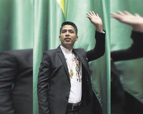 Andrónico is the favorite to be president of the Senate again, the fight is in the Deputies