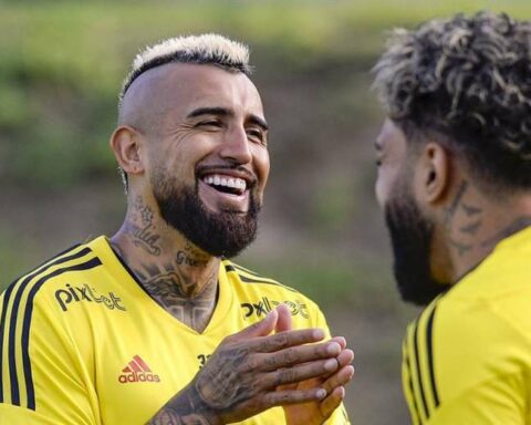 Arturo Vidal returned to training with Flamengo before the final of the Libertadores