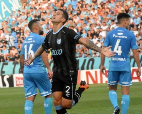 Atlético Tucumán defeats Platense and recovers the lead