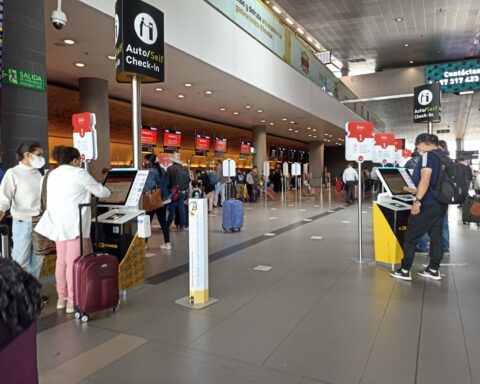 Attention travelers: New requirement to leave or enter the country