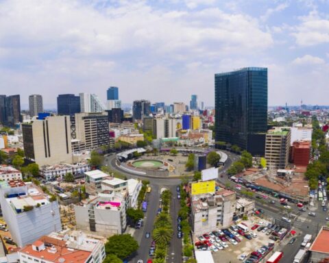 Avenida de los Insurgentes: what is its history and why is it called that