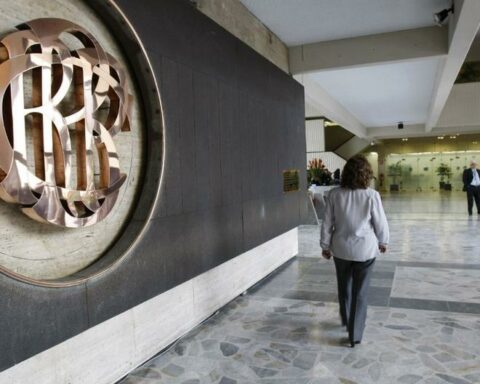 BCR raises reference interest rate to a new historical maximum of 7%