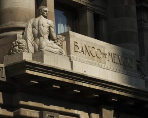 Banxico raises interest rate to a record 9.25% to contain inflation