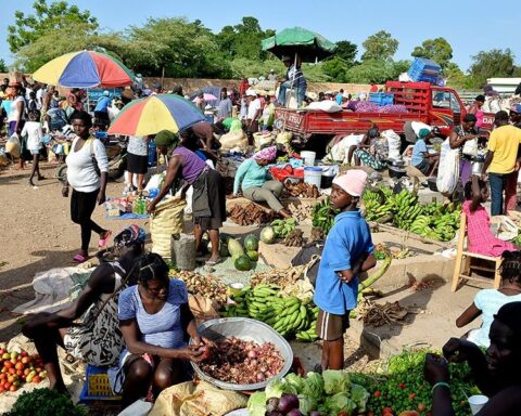 Mercados fronterizos operaron con normalidad