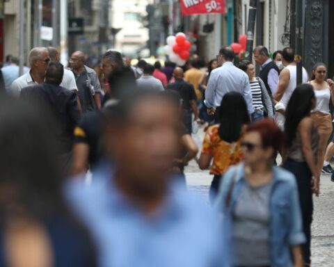 Brazil has 118 deaths from covid-19 in 24 hours