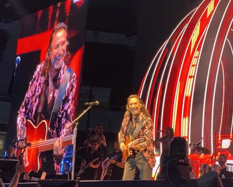 Buki goes out into the ring and wears a tail and ears with his tour. Can't wait to see you.