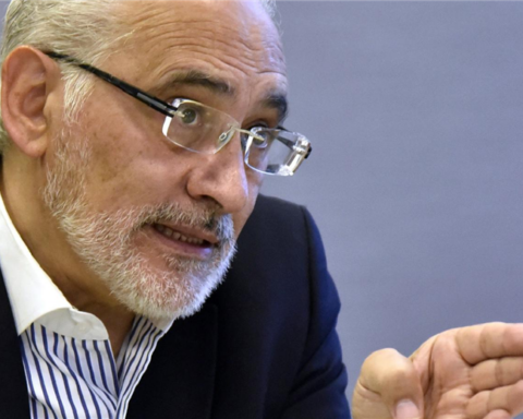 CC repudiates violence in Santa Cruz against legislators and Mesa proposes new dates for the census process