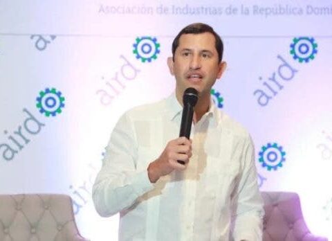 CEPM invertirá mil millones de dólares en energía renovable