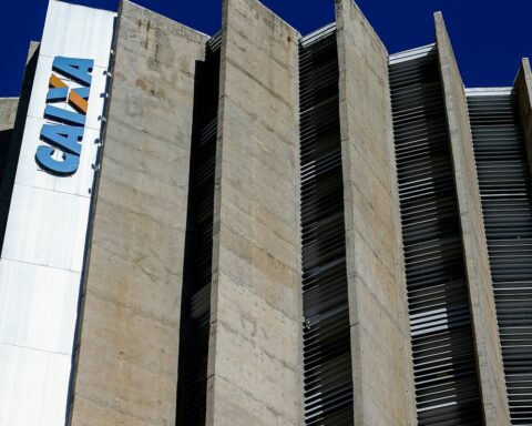 Caixa suspends consigned operations in Auxílio Brasil
