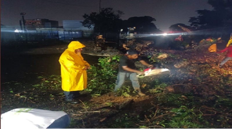 Colapsan viviendas en parroquia la Vega