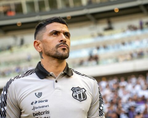 Ceará announces the departure of Argentine coach Lucho González