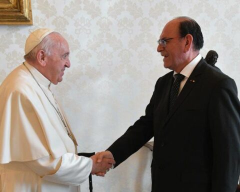 César Landa and his response to Pope Francis on why Pedro Castillo did not travel to the Vatican