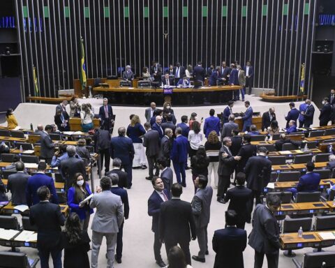 Chamber approves installation of sanitary barriers on indigenous land