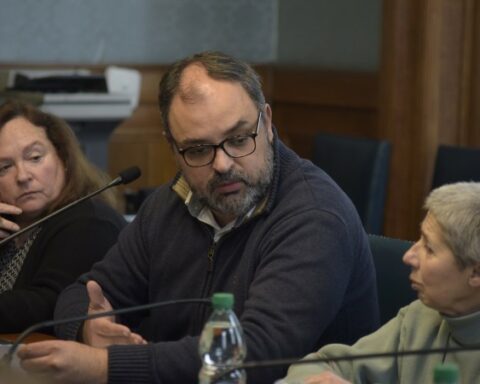 Charles Carrera warns that the Uruguayan passport could lose credibility