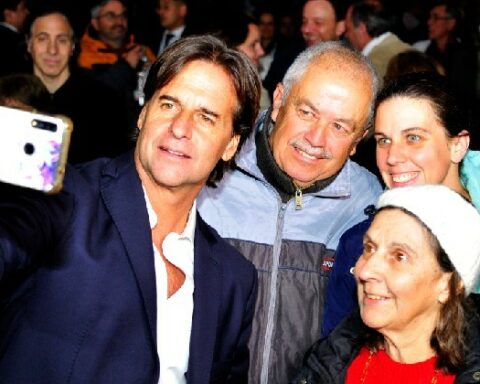 Citizen Perception Plant: Lacalle Pou has an approval of 36.8%