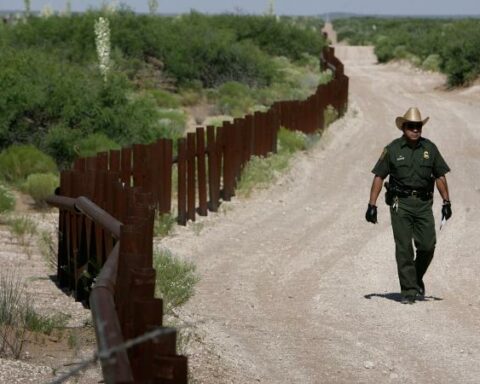 Colombia and Mexico will deal with "sensitive issues" of a migratory nature