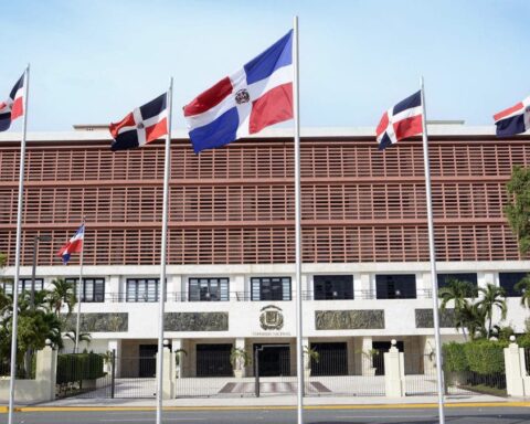 Continúa preocupación entre legisladores dominicanos por crisis en Haití