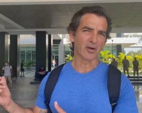 Councilman Saavedra denounces that the Mayor's Office does not abide by the strike and registers the entry of workers