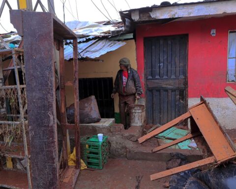 Deaths rise to 14 in Central America after Julia passes