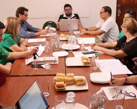 Democrats set December 15 to elect directors and premiere political party title