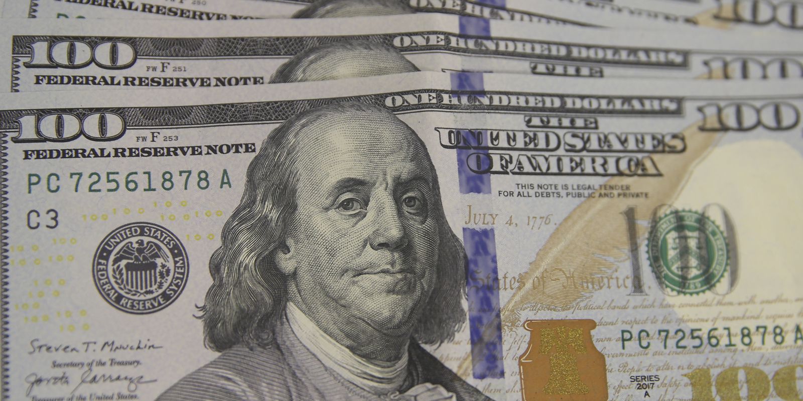 Dollar closes stable, even with high inflation data in the US