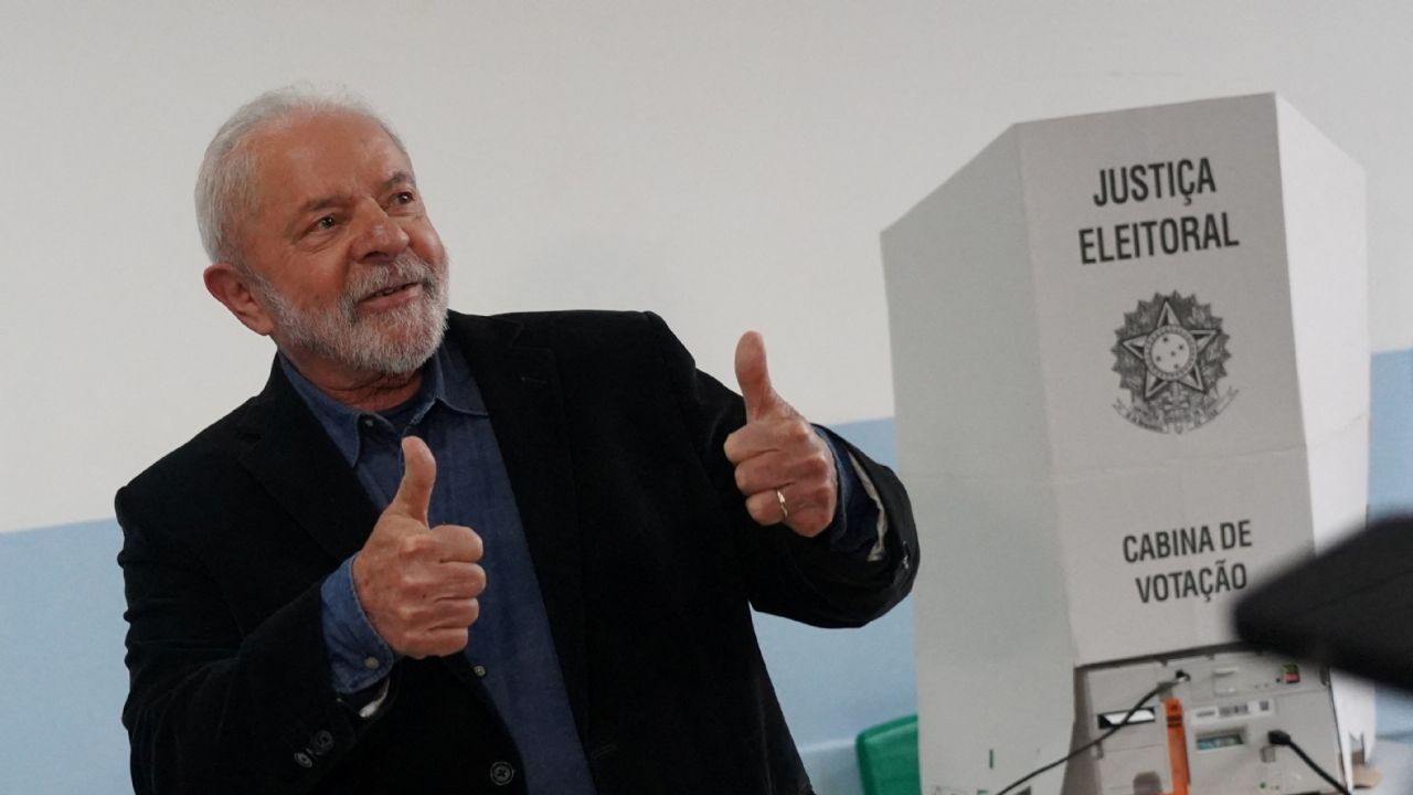 Elections in Brazil: Thousands of Brazilian men and women voted from Argentina