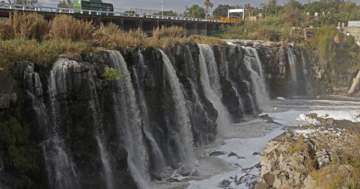 Enrique Alfaro presents to the IACHR the actions to clean up the Santiago River