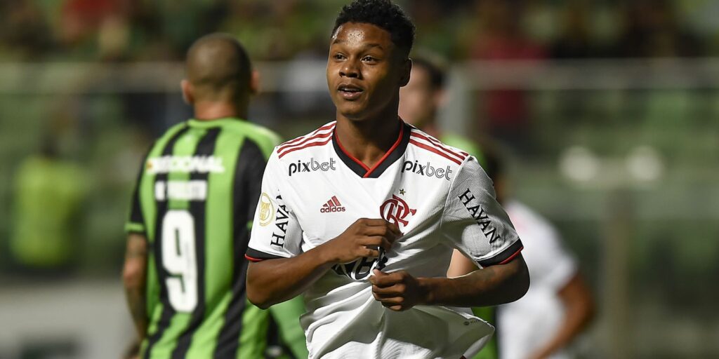 Even with an alternative team, Flamengo beats América-MG at Independência