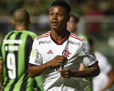 Even with an alternative team, Flamengo beats América-MG at Independência