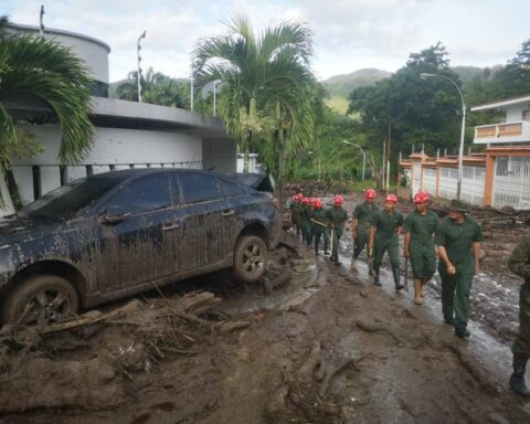 FANB deploys 2,500 troops and machinery in support of El Castaño