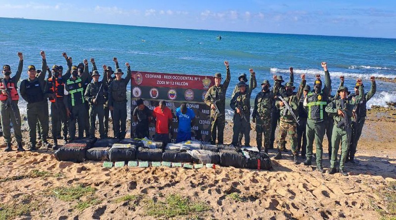 FANB decomisa en Falcón 460 kg de drogas en operación Cacique Manaure